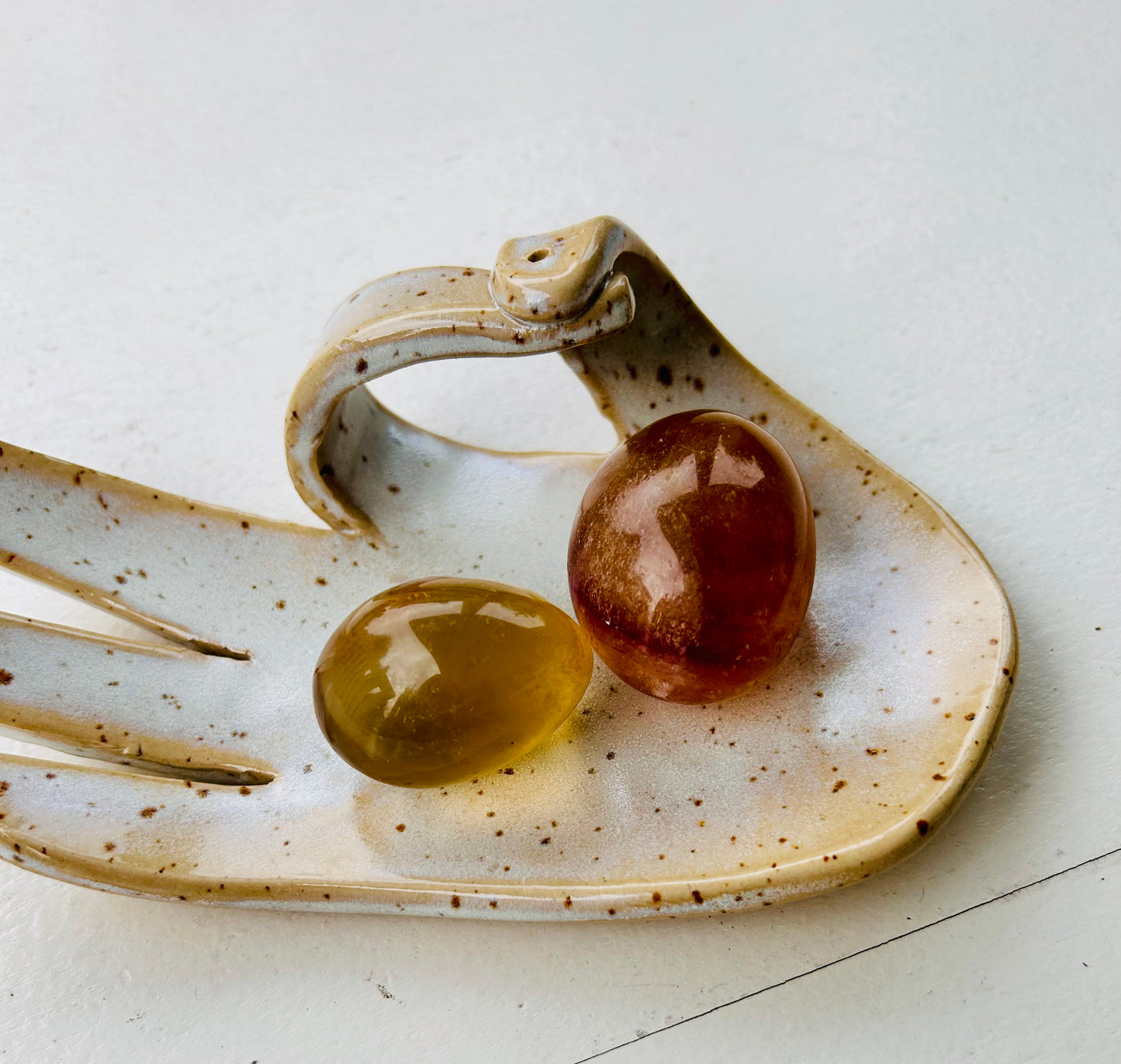 Pierre roulée en fluorite jaune