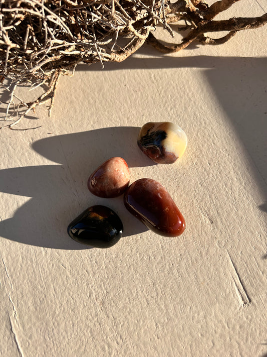 Pierre roulée en sardonyx