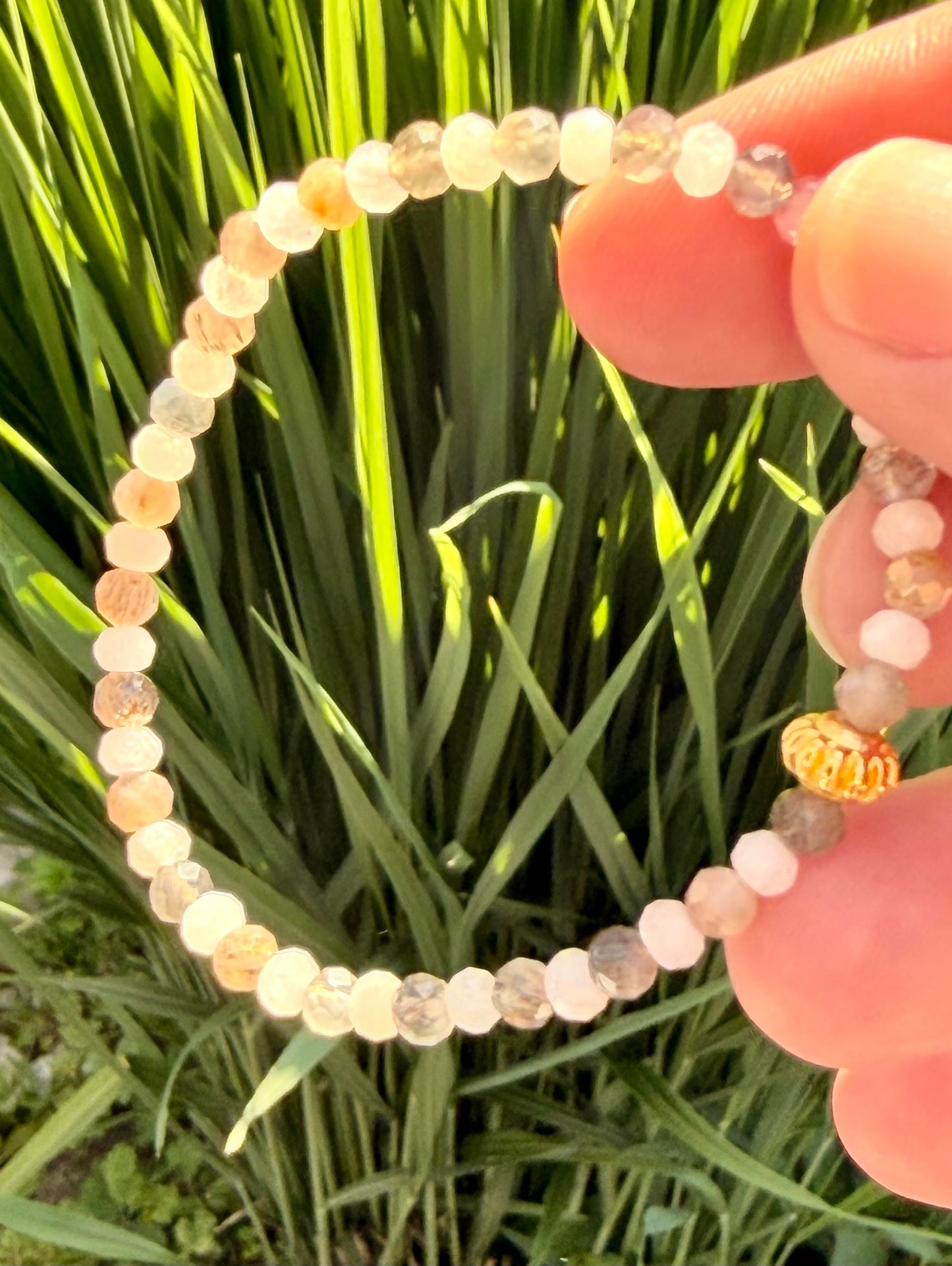 Rhiannon - Armband | Mondstein Morganit Kunzit Armband