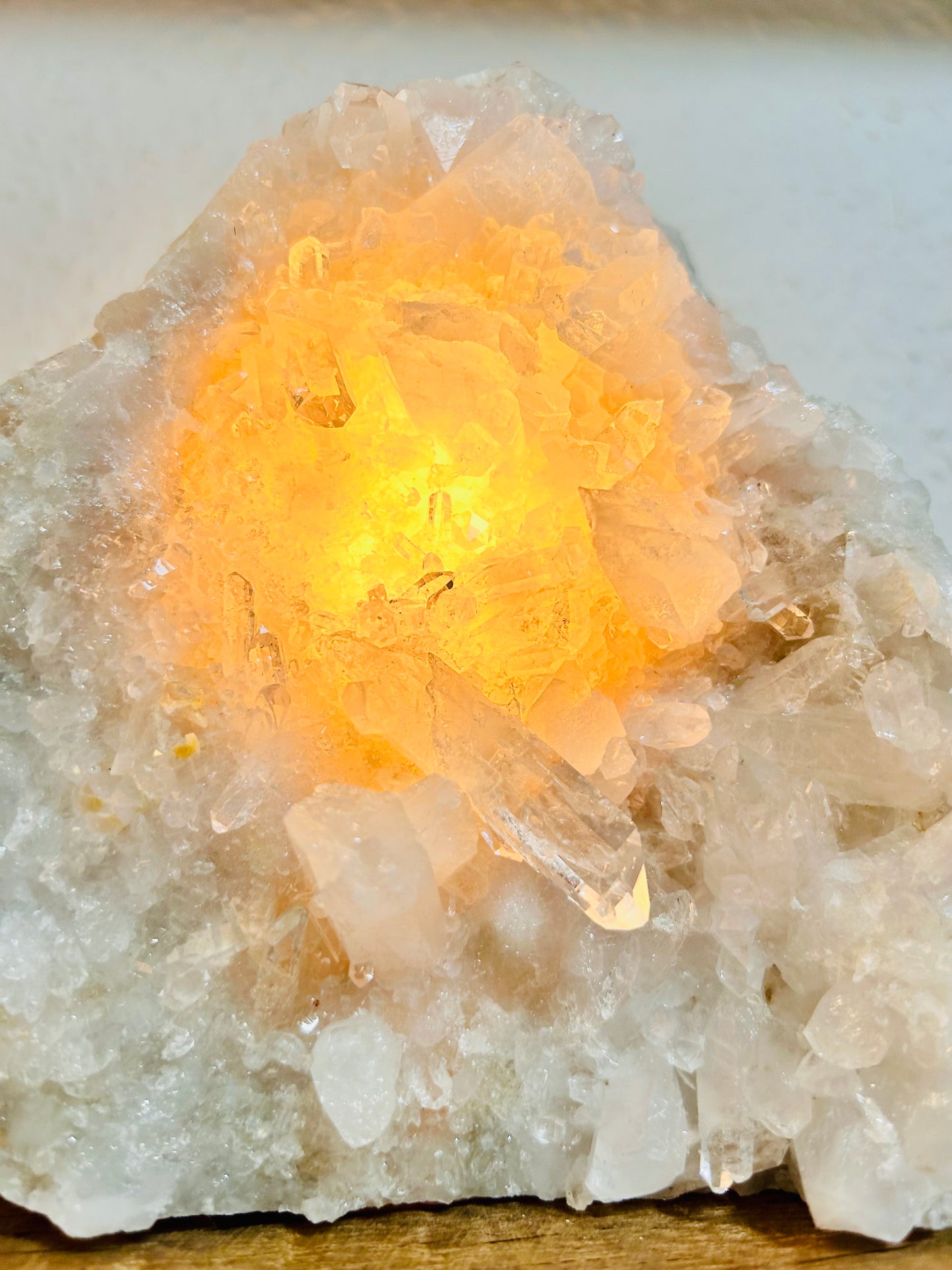 Lampe en cristal de roche