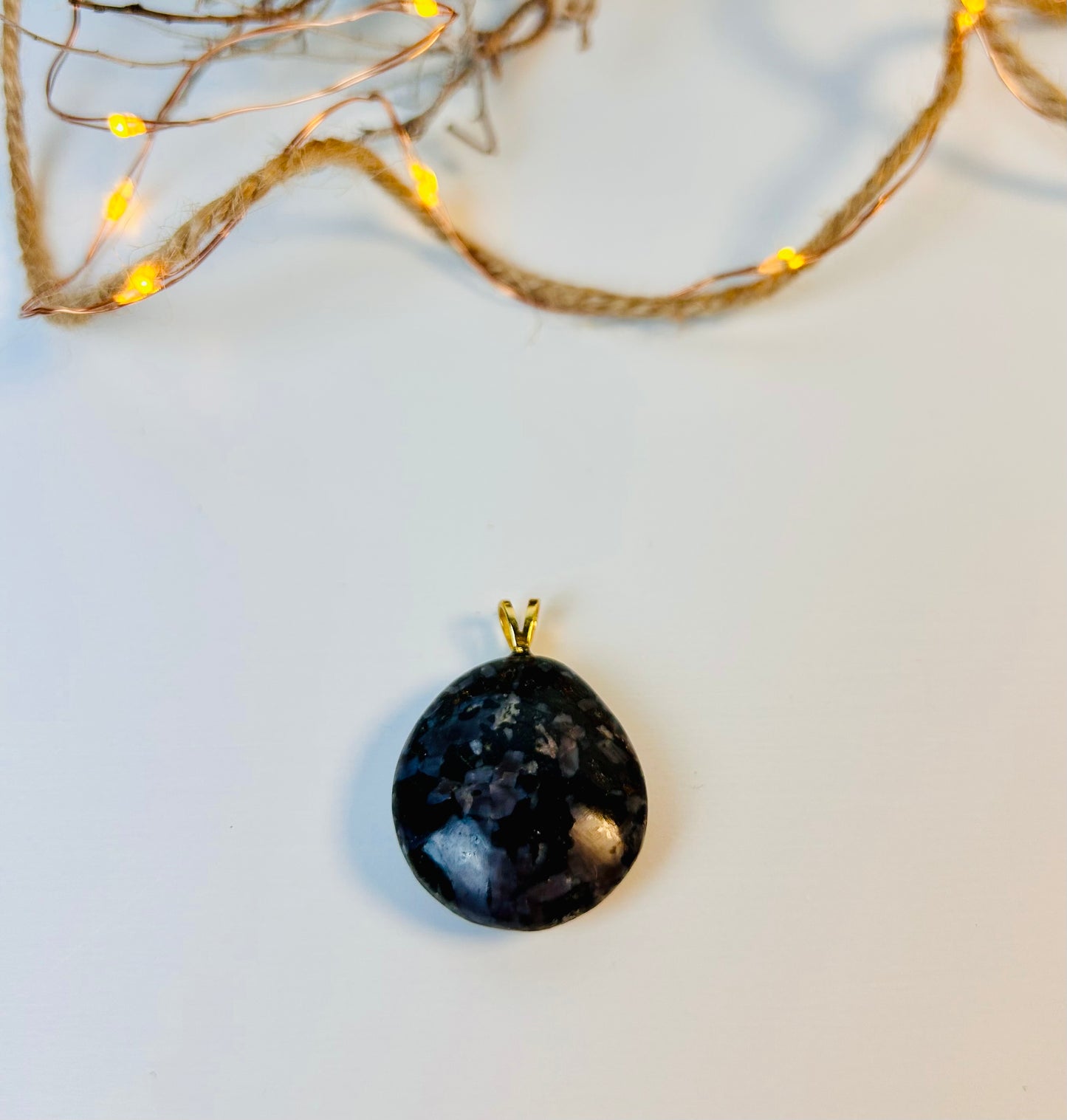 Gabbro - Merlinite mystique
