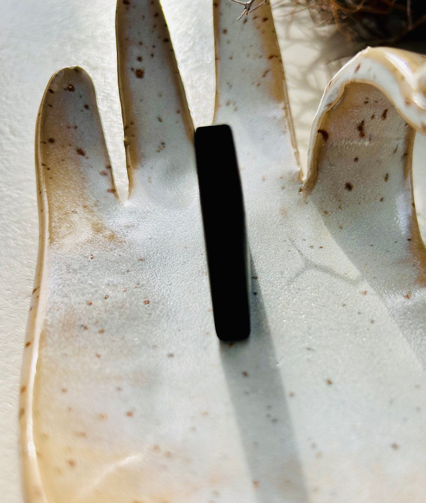 Triangle de shungite percé | Soi supérieur