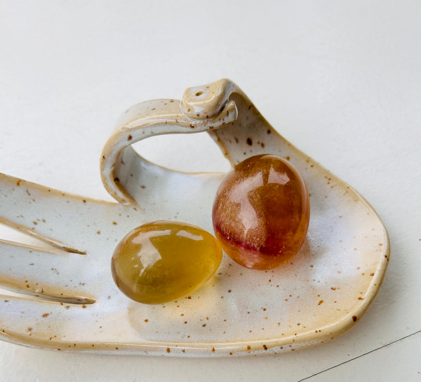 Pierre roulée en fluorite jaune