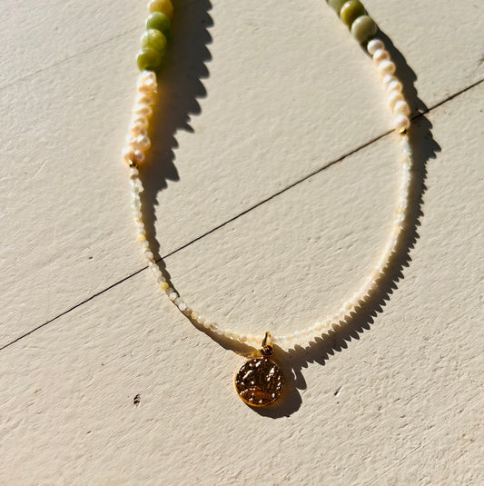 Collection Cosmique 💫 | Colliers ras de cou uniques en pierres précieuses