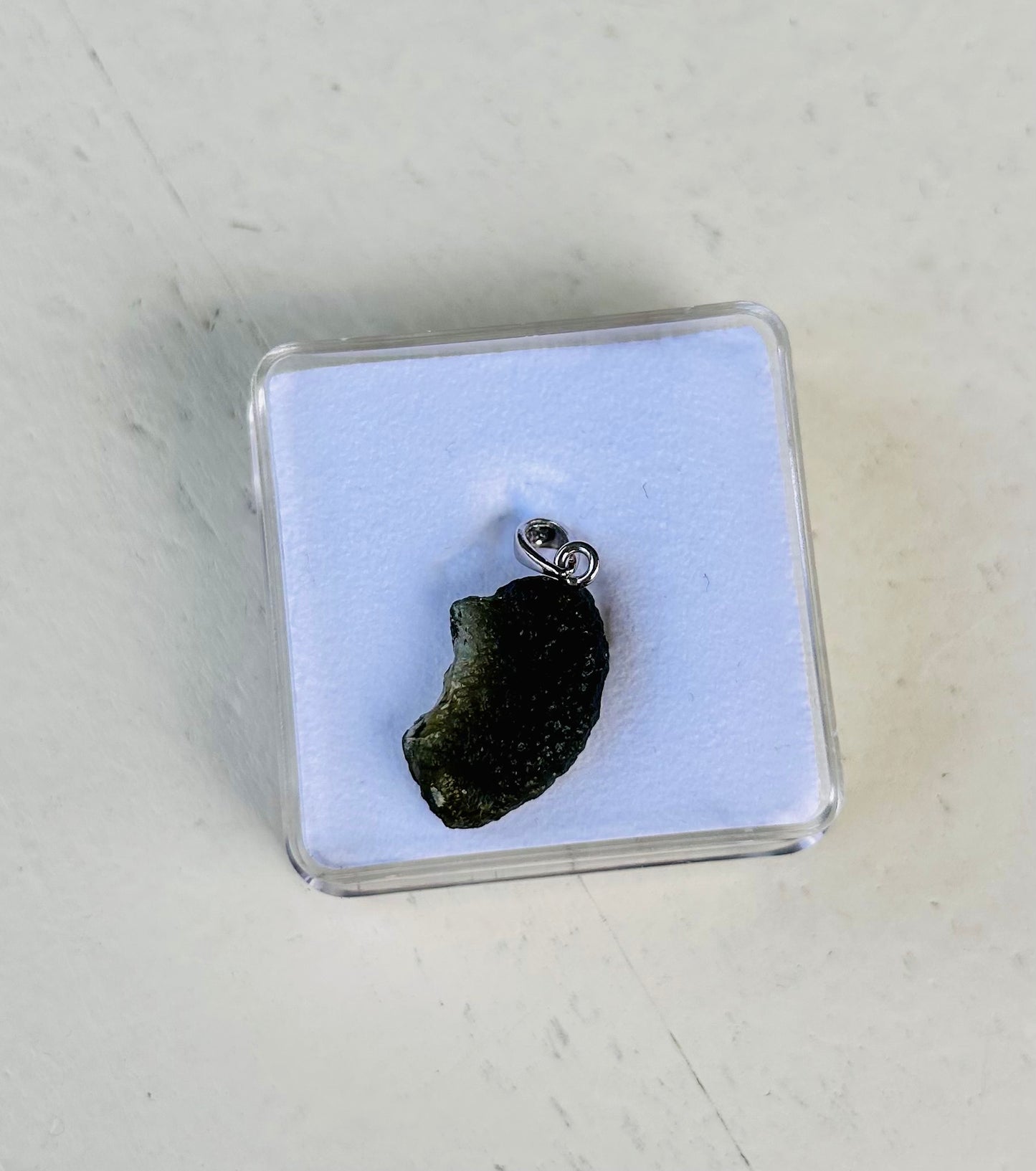 Pendentif en moldavite | Boucle en argent 925 | Pièces uniques