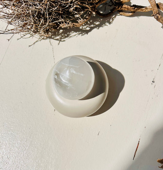 Support de boule en céramique avec boule de sélénite