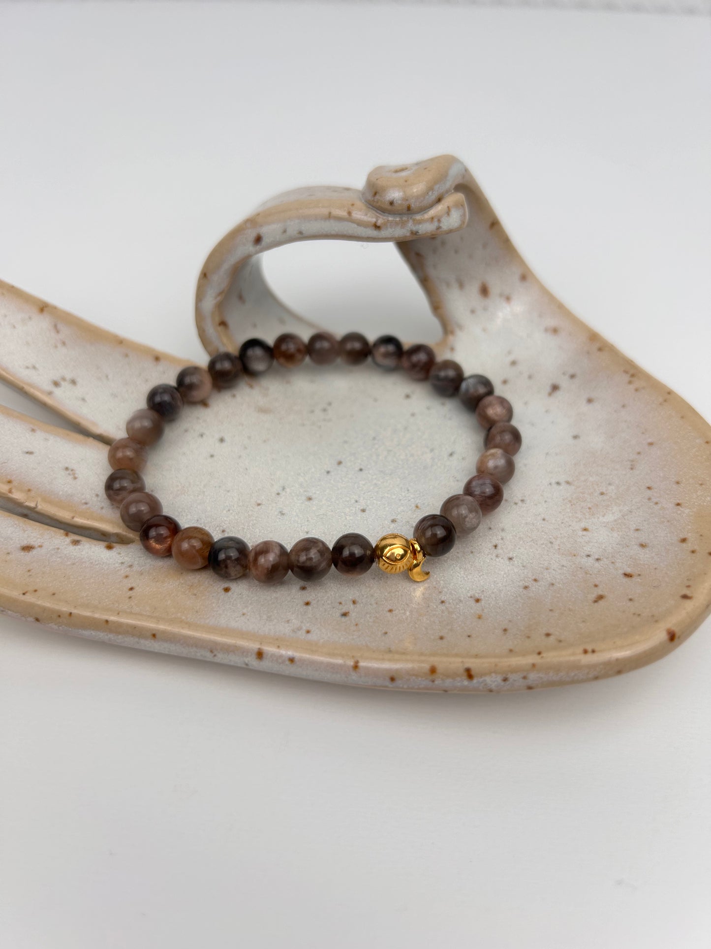 Bracelet en pierre de lune foncée | Fait main