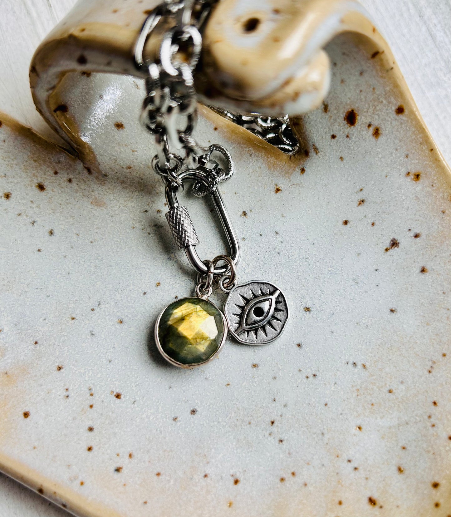 Collier en labradorite - Mauvais œil