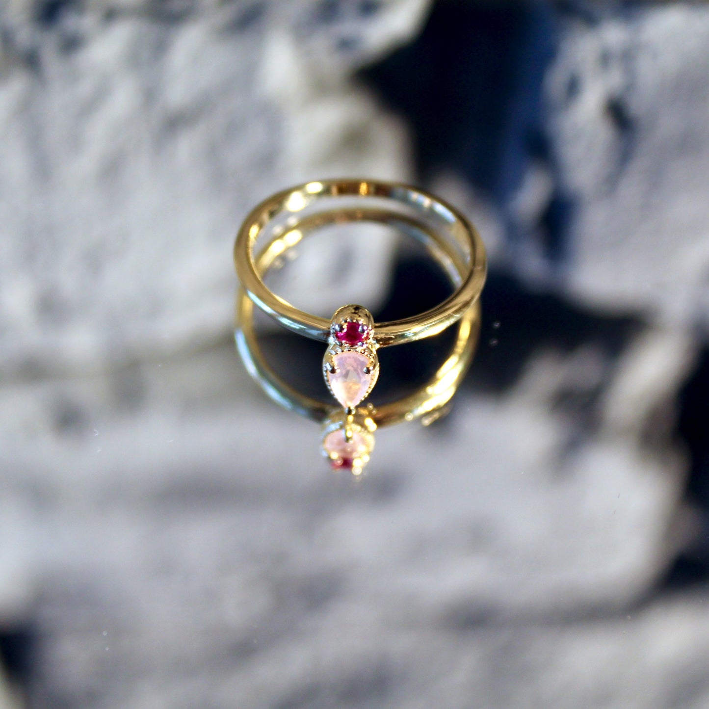 Bague Annea en quartz rose | Rubis | Pièce unique