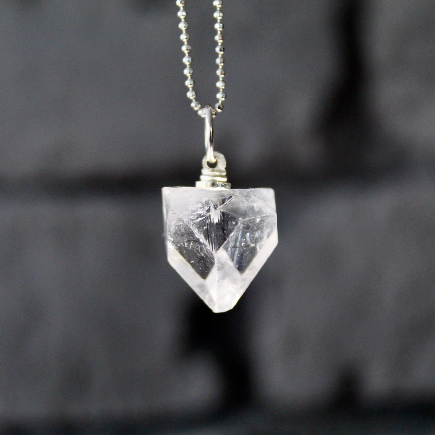 Dentelle apophyllite - pendentif collier