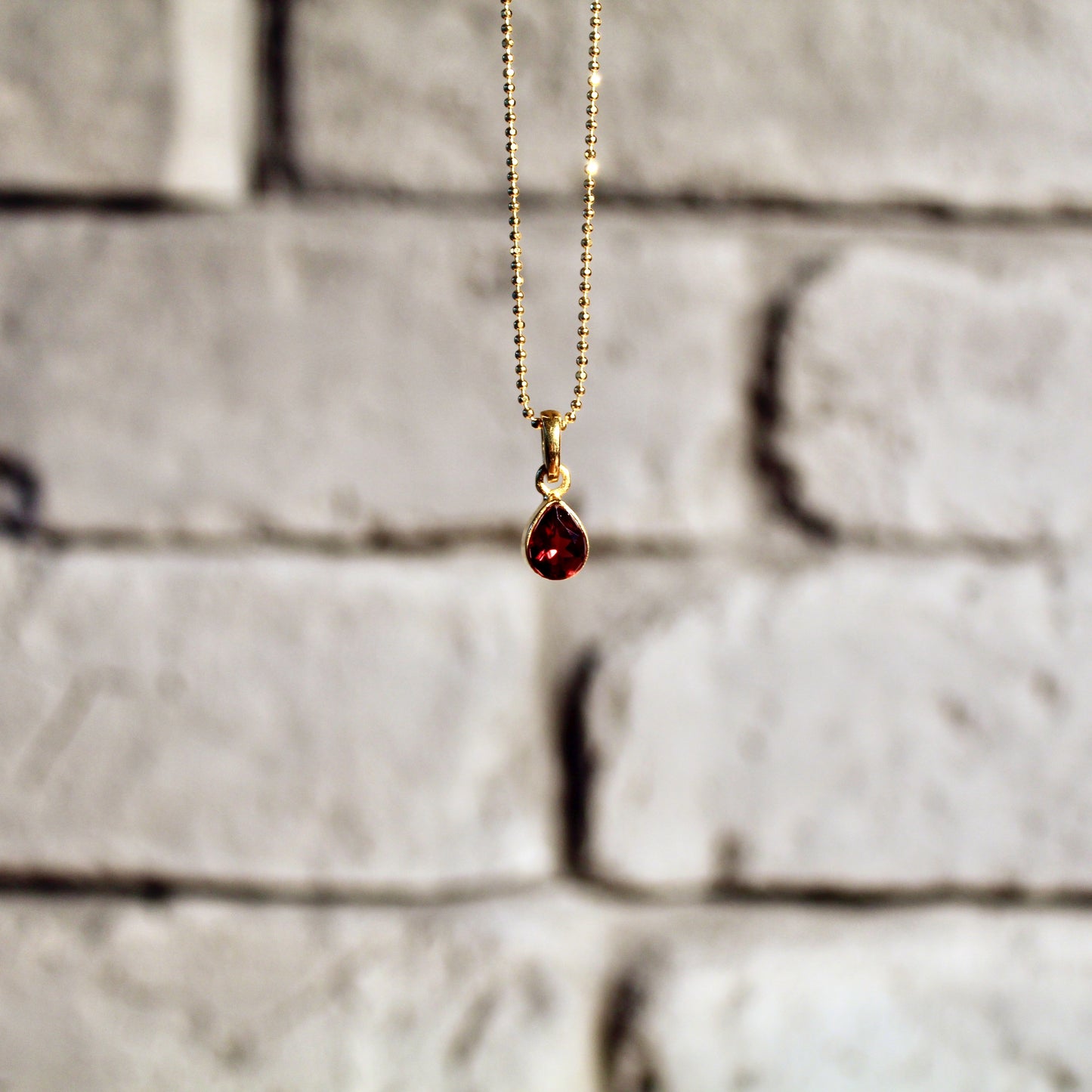 Pendentif grenat | Argent 925 | Or 24 carats | Édition limitée