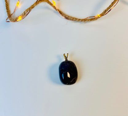 Collier pendentif iolite