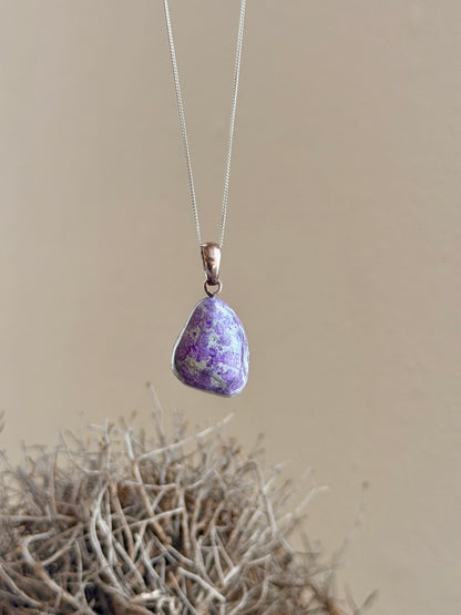 Pendentif en sugilite