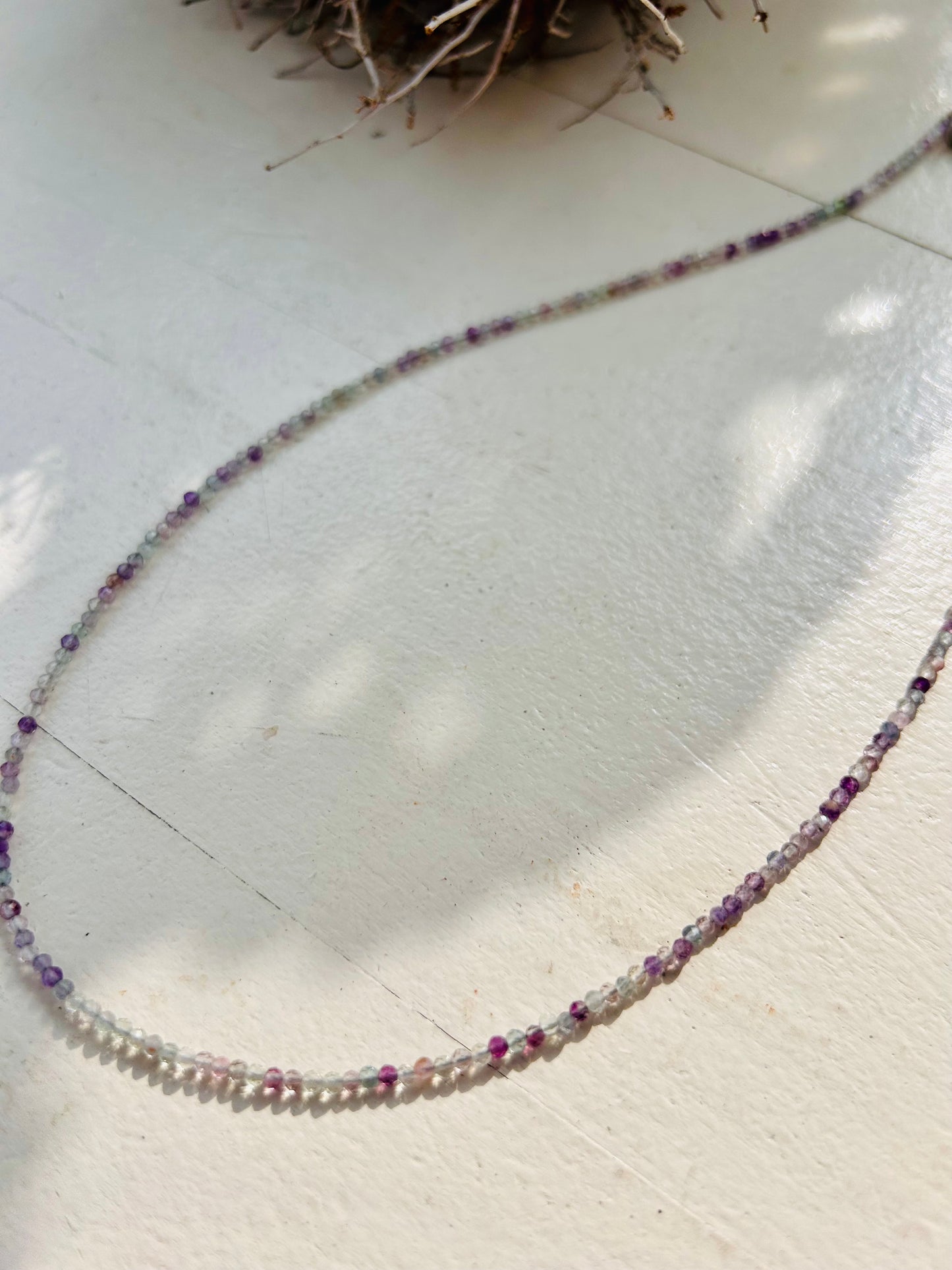 Fluorite – Collier délicat en pierres précieuses