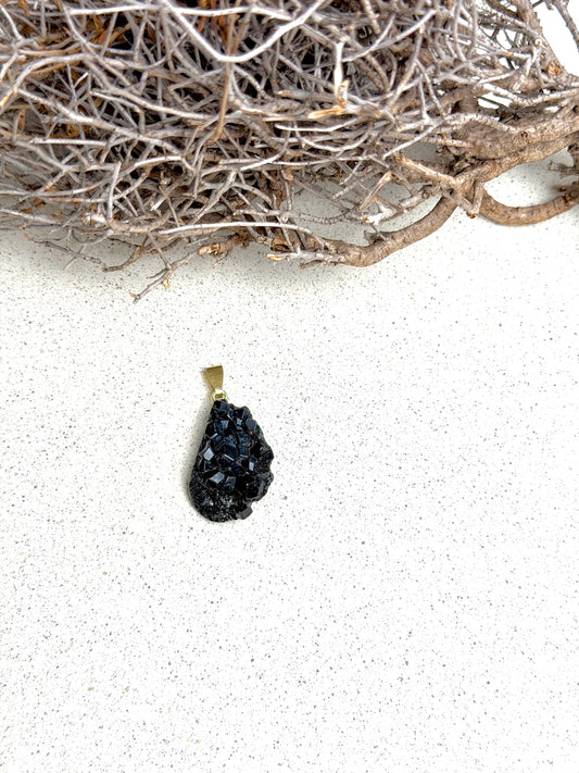 Andradit (Granat) – Anhänger