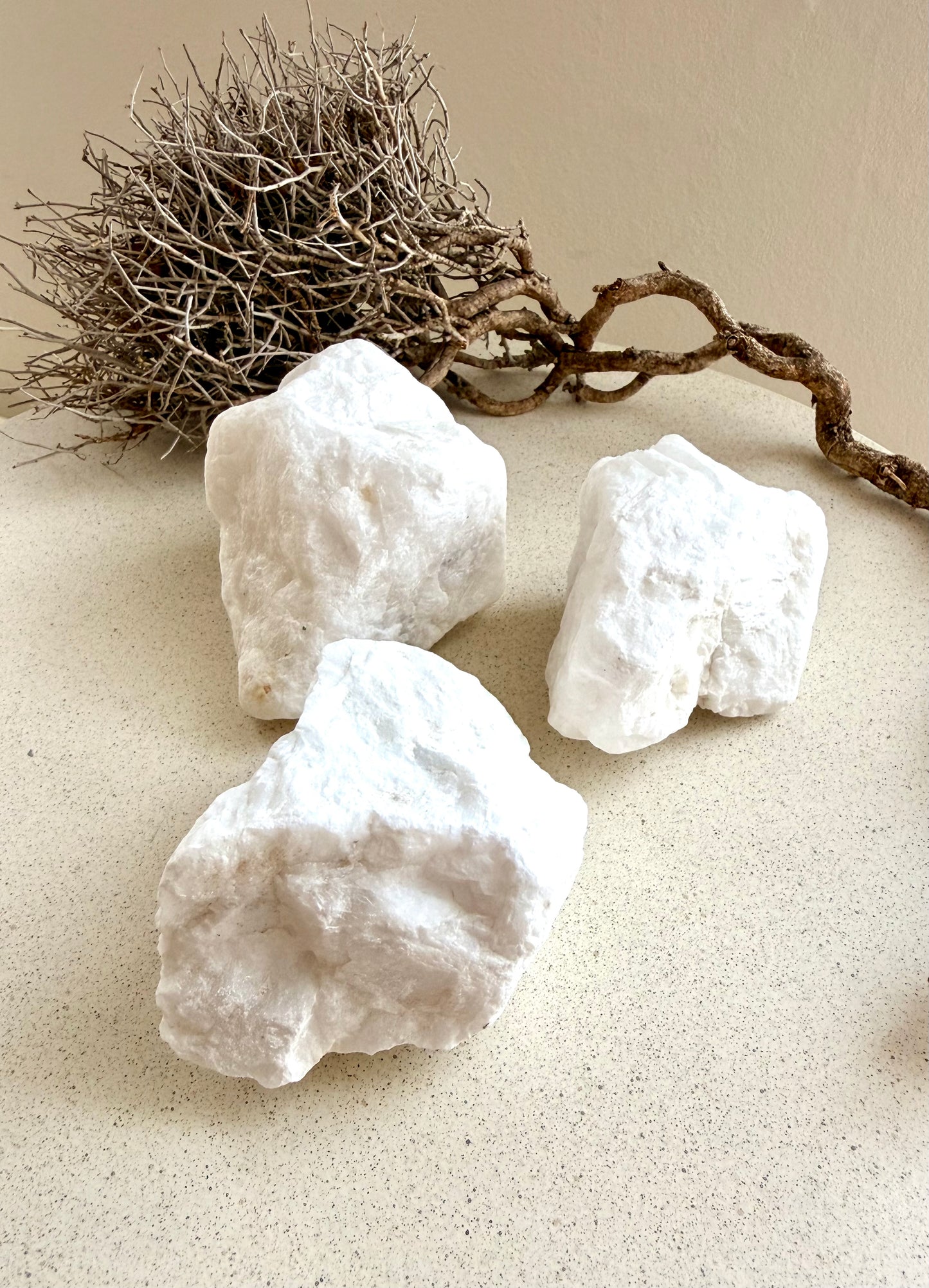 Baryt weiß – Naturstein für Klarheit und energetische Balance