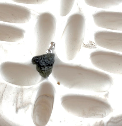 Moldavit Anhänger | Verschiedene Größen