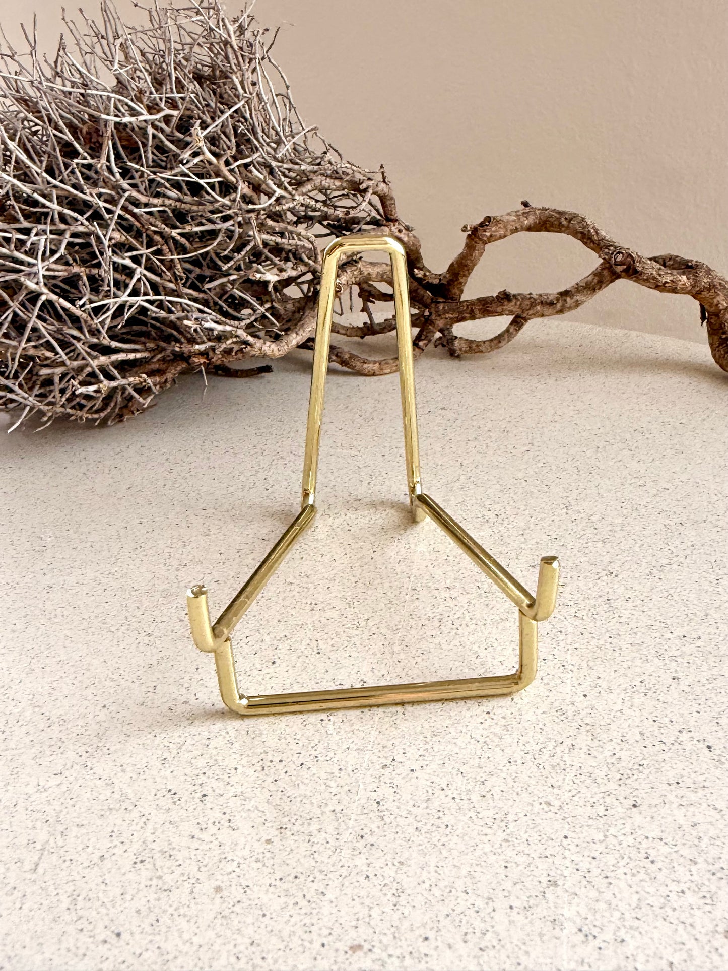 Metallständer Gold – schlichter Kristallhalter für Scheiben & Carvings (6x7cm)