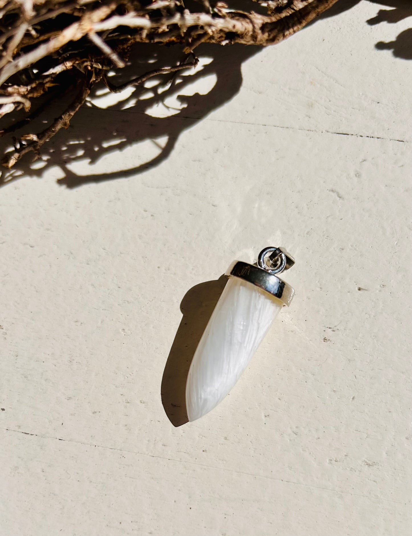 Pendentif en scolécite