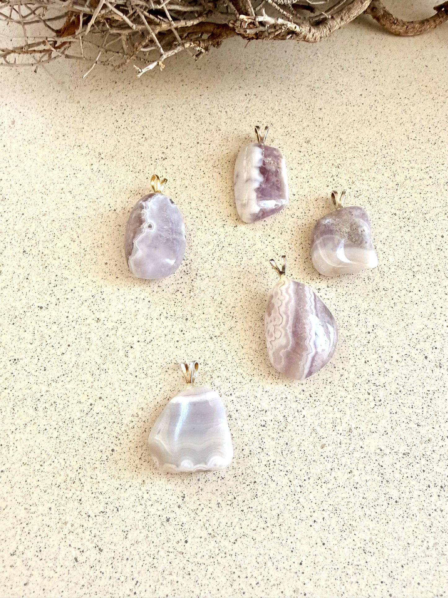 Collier pendentif améthyste calcédoine
