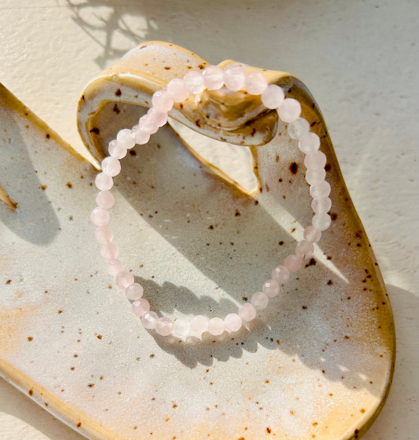 Bracelet en quartz rose à facettes