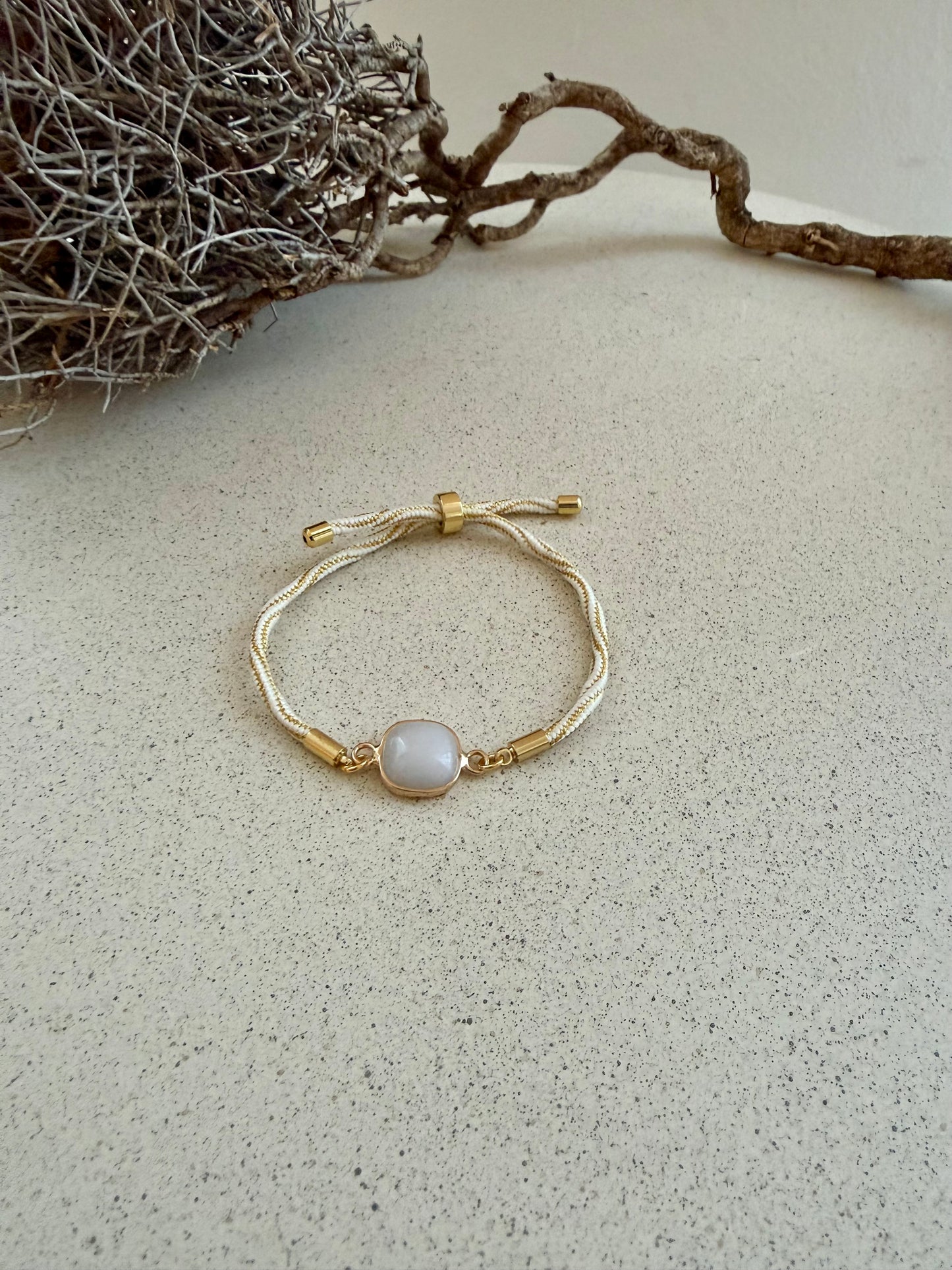 Greta - Kordelarmband mit Kristall