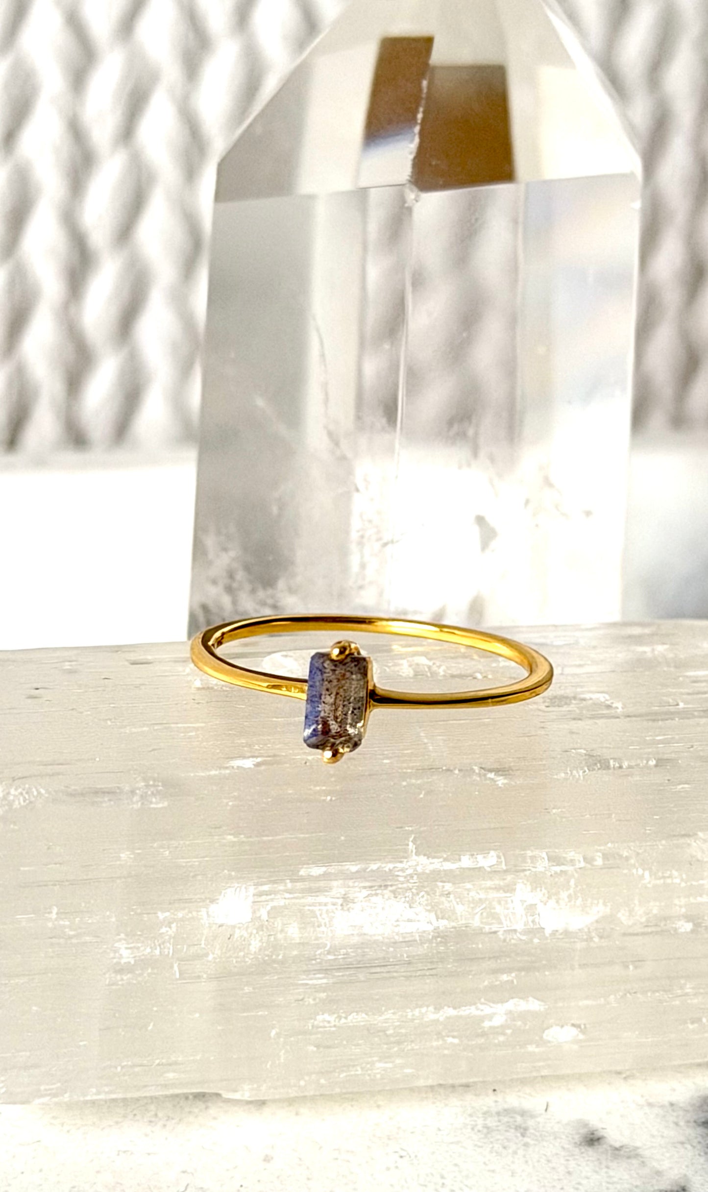 Golden Ballroom | Ring Collection