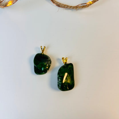 Collier pendentif en diopside chromé
