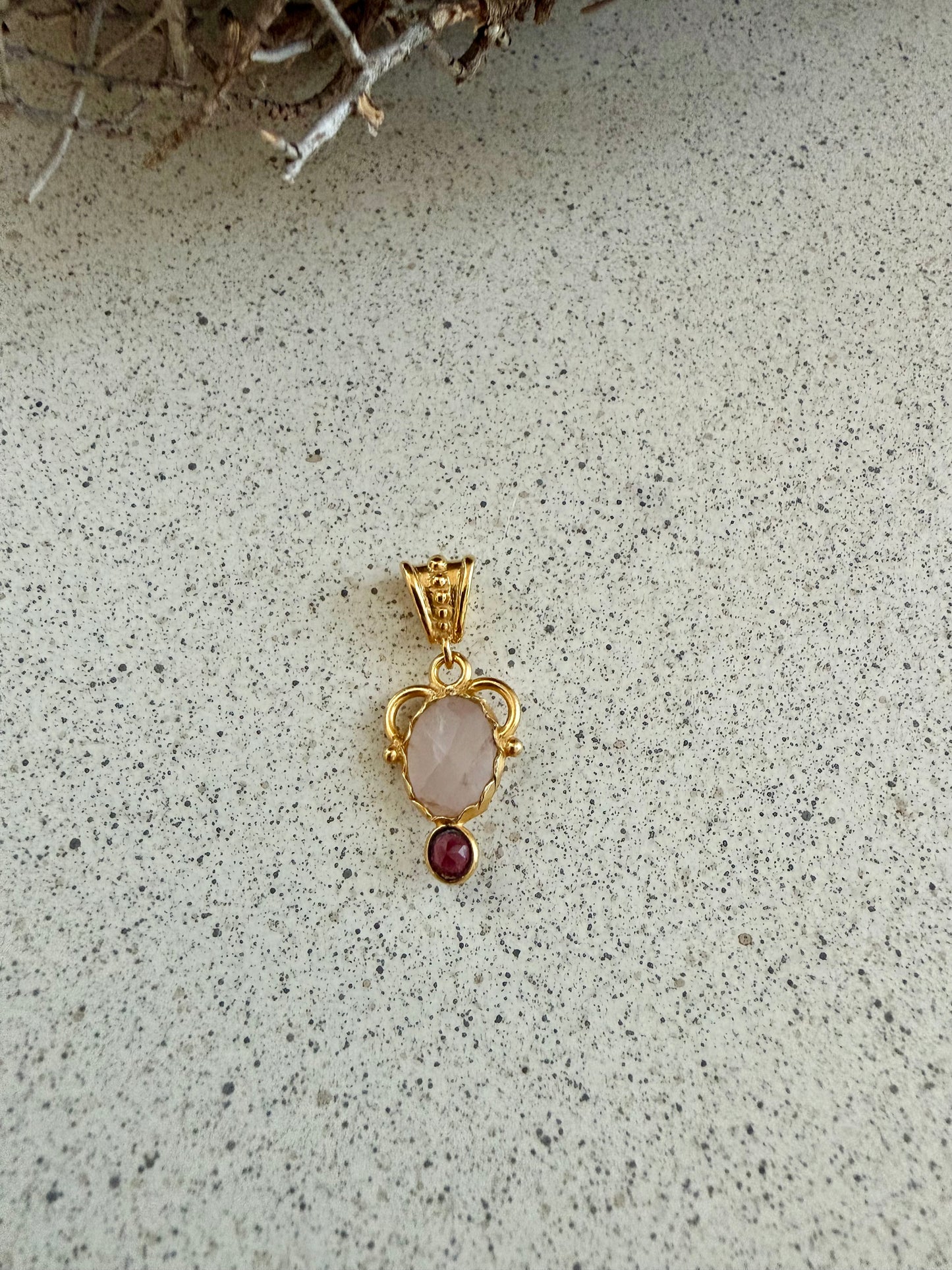 AVEN – Ketten Anhänger Collection