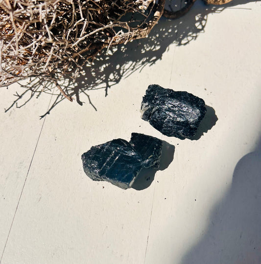 Schorl (tourmaline noire) – pièce brute