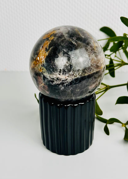 Sphère sombre en pierre de lune | Unique
