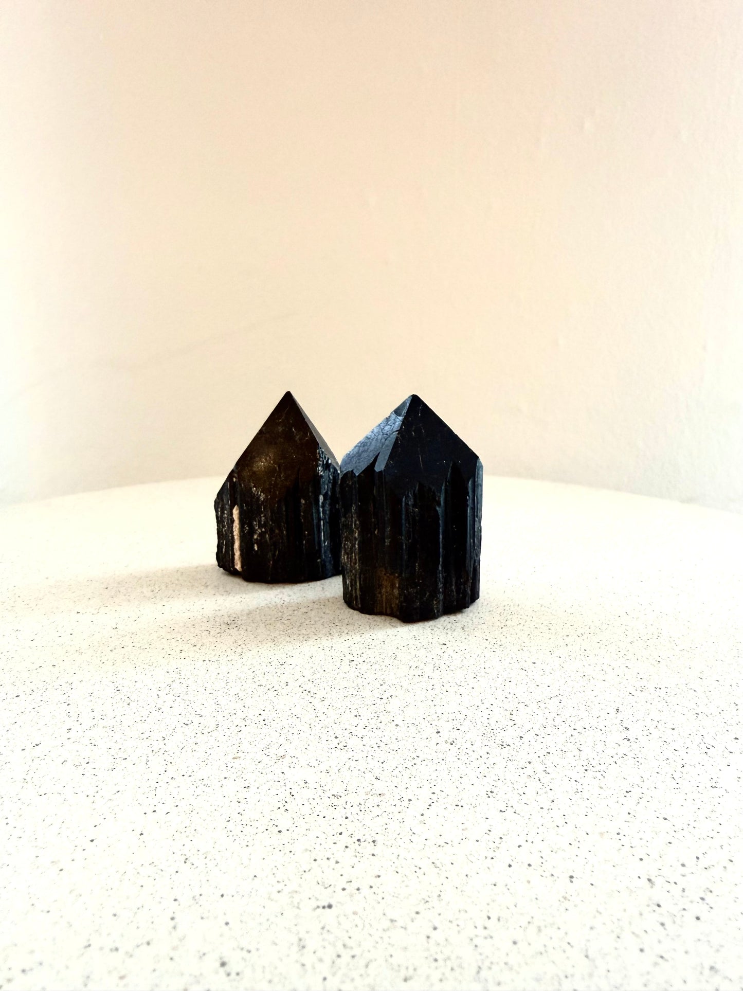 Schwarzer Turmalin – Rohspitze