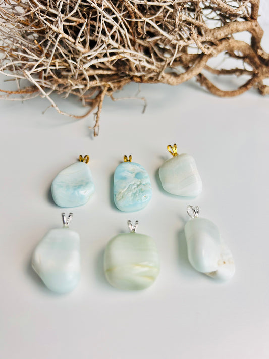 Collier pendentif en aragonite