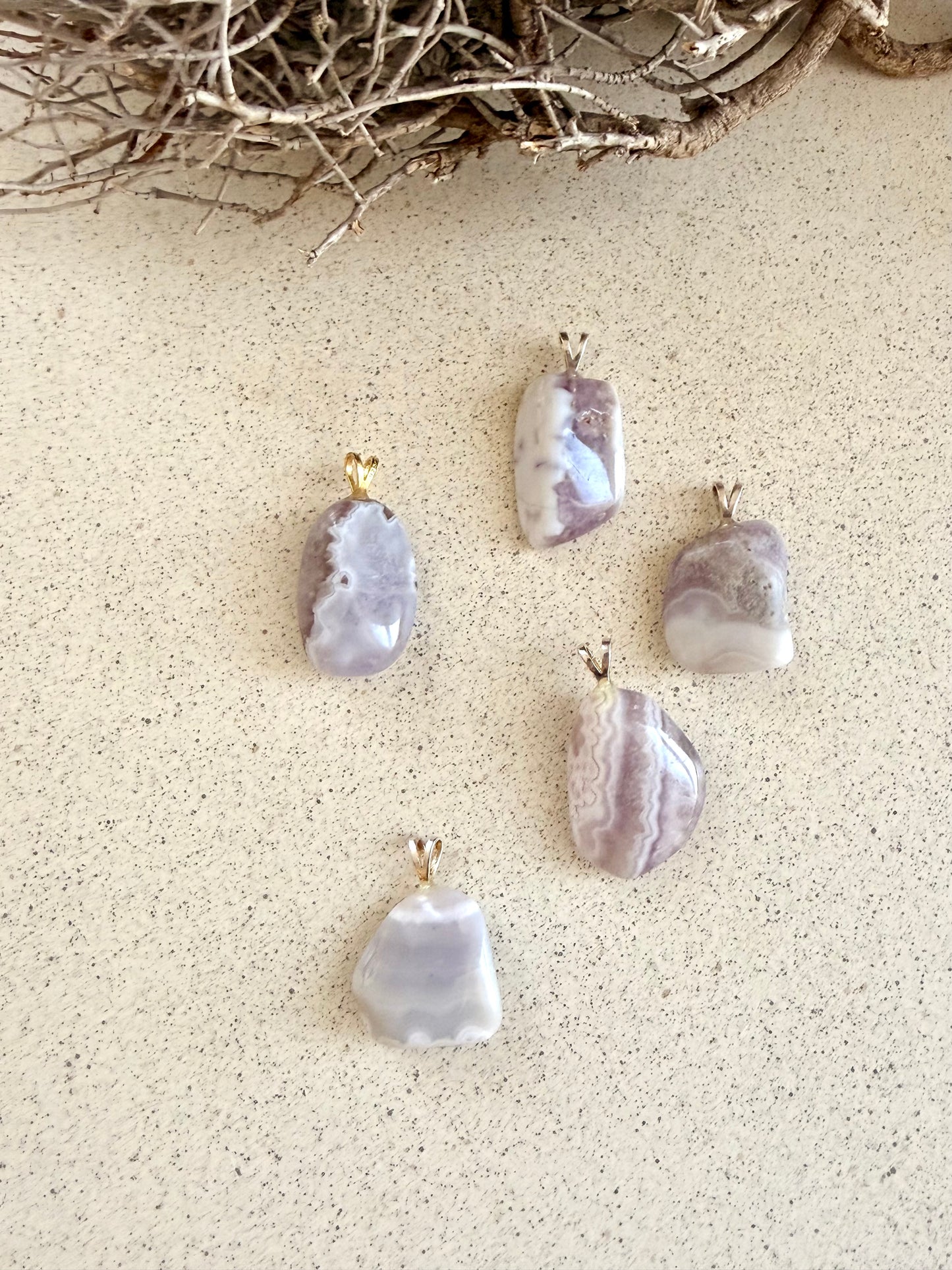 Collier pendentif améthyste calcédoine