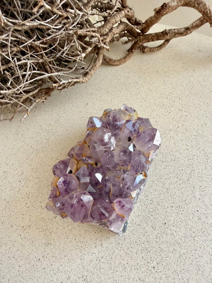 Helles Amethyst-Drusenstück