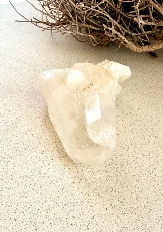 Bergkristall Doppelspitze · liegend · Einzelstück