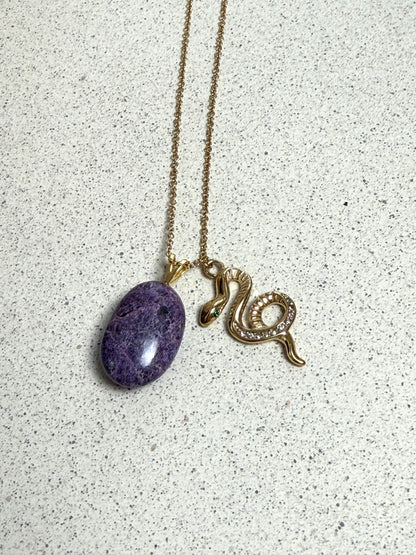 Kundalini Flow – Stichit Kette