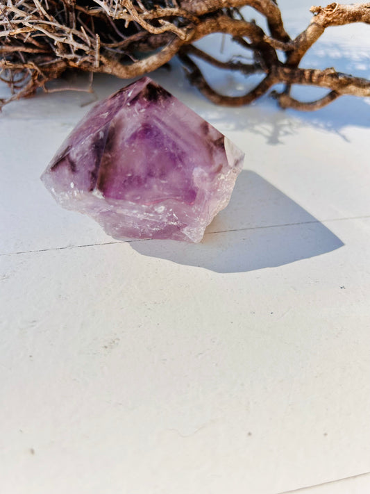 Amethyst-Spitze mit Phantom