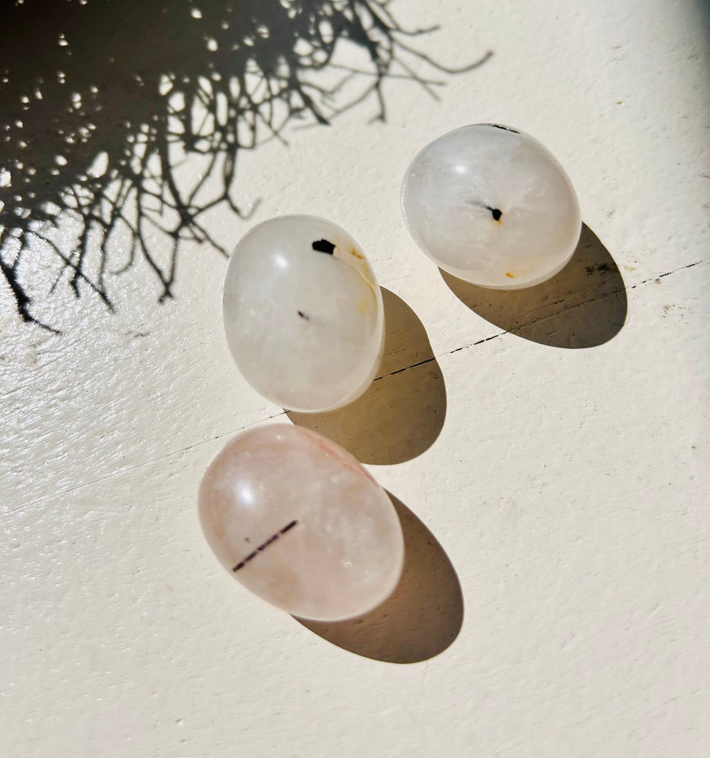 Pierre roulée en quartz tourmaline