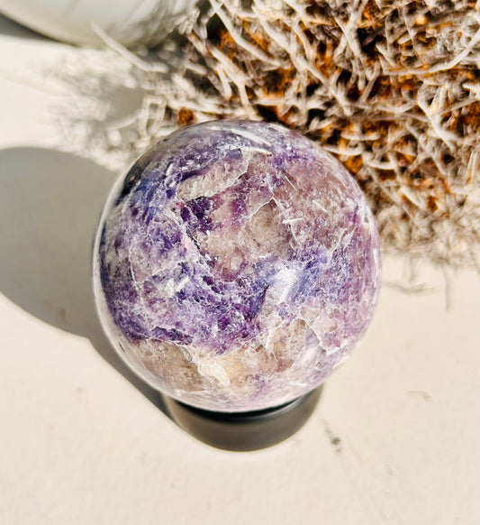 Sphère de lépidolite