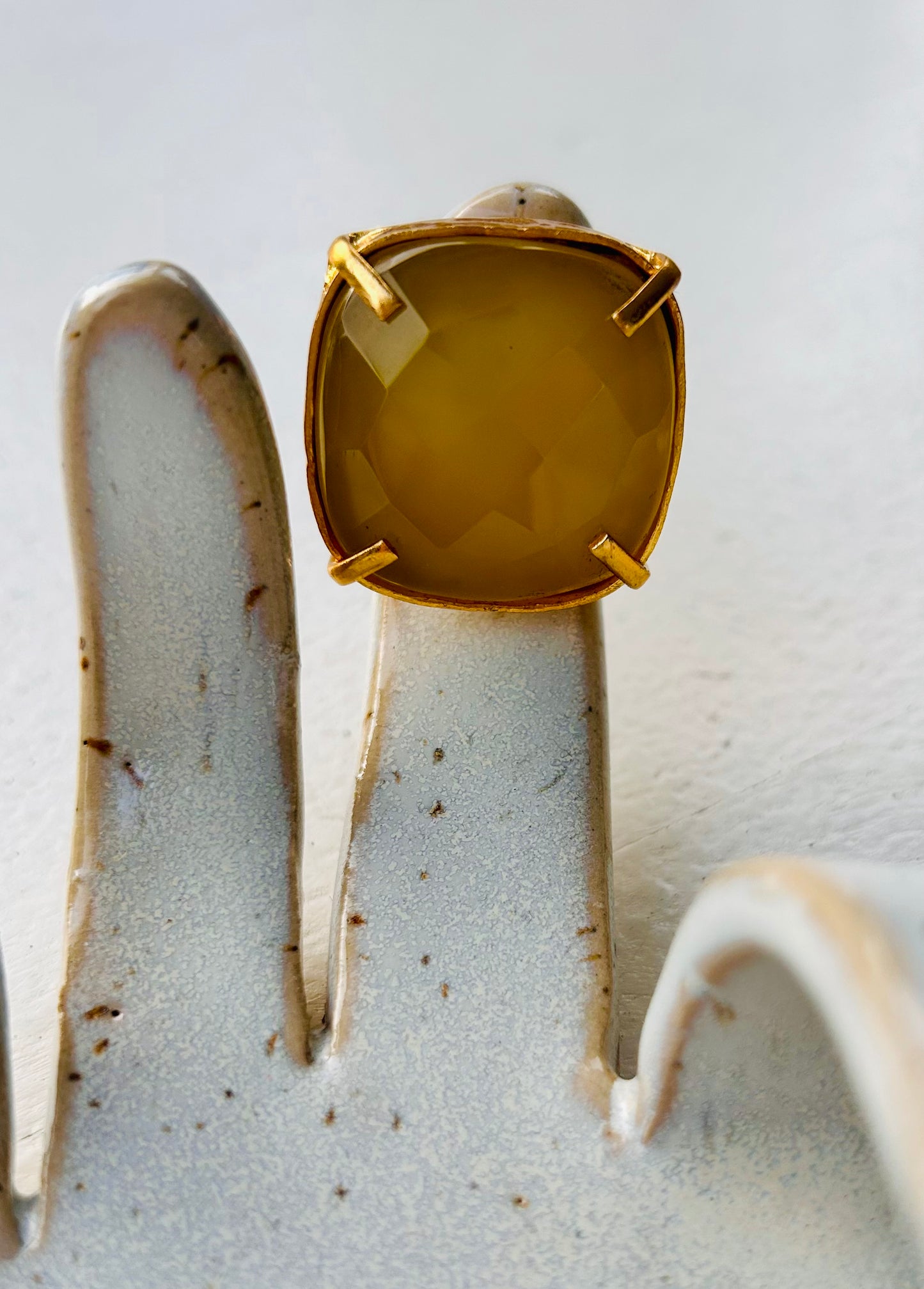 Bague en agate miel