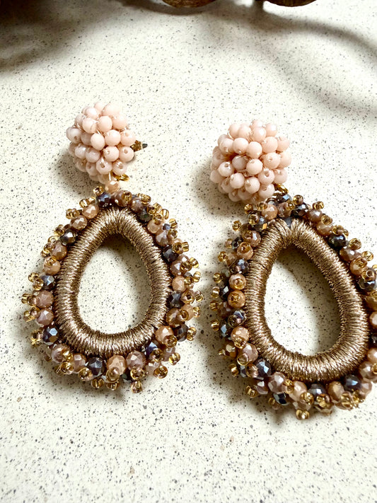 NOIRÉ – facettierte Statement-Ohrringe (Unikat)