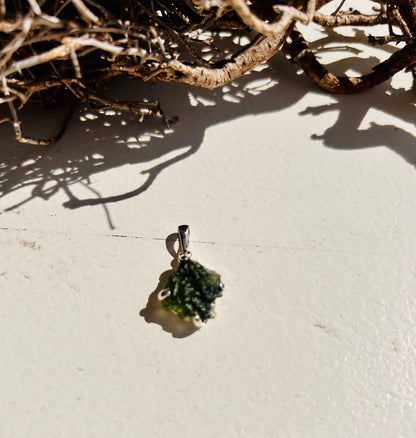 Pendentif en moldavite | argent 925