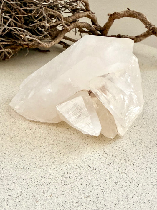 Bergkristall Spitzenformation · mit Regenbögen · Einzelstück