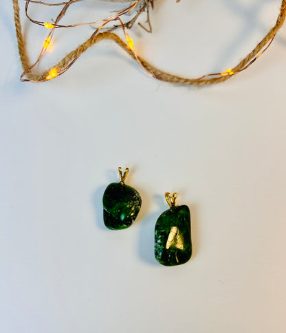 Collier pendentif en diopside chromé