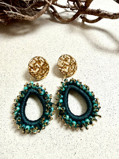 NOIRÉ – facettierte Statement-Ohrringe (Unikat)