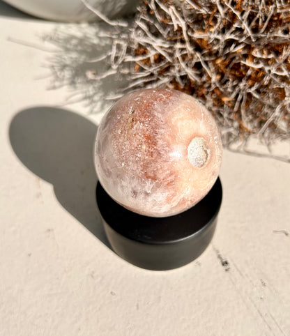 Sphère d'agate fleur de cerisier | Unique