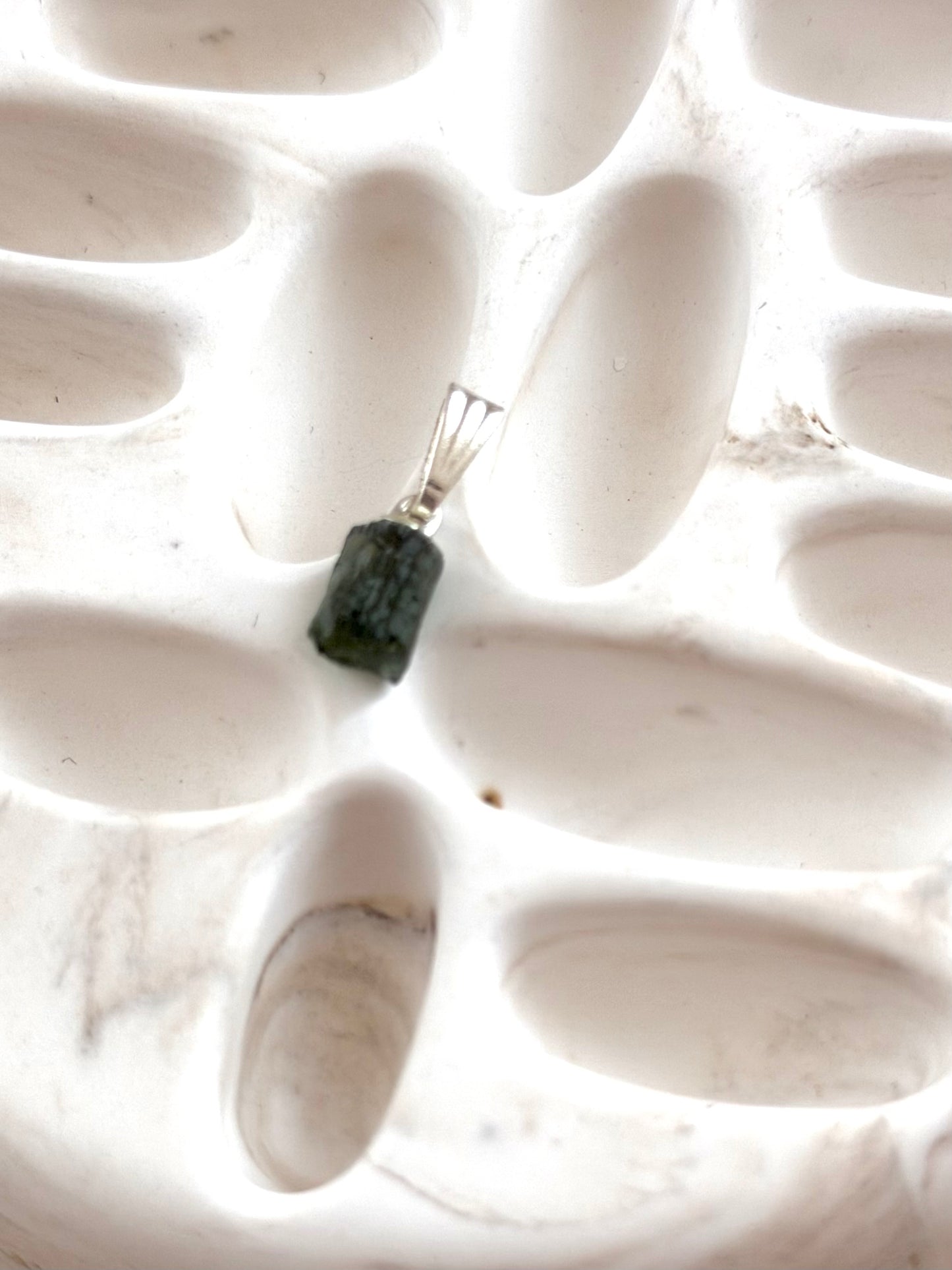 Moldavit Anhänger | Verschiedene Größen