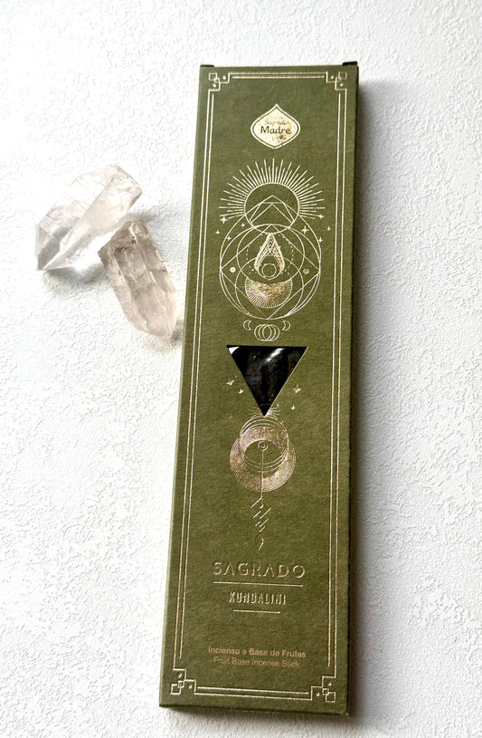 Sagrada Madre – Räucherstäbchen aus echter Pflanzenmagie