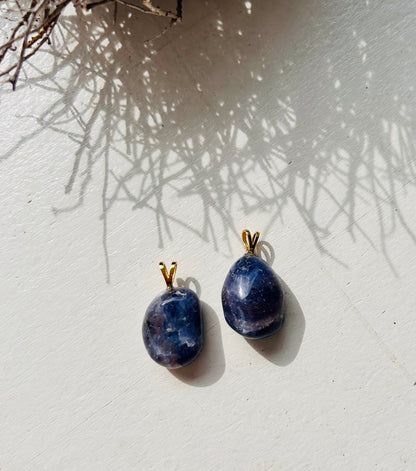 Collier pendentif iolite
